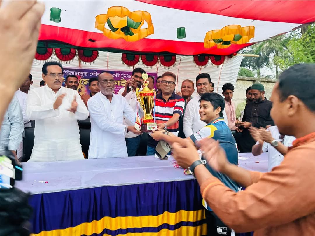 মণিরামপুর পৌর ক্রিকেট কাপ টুর্নামেন্ট-২০২৫ এর চ্যাম্পিয়ন টিম মণিরামপুর
